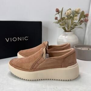 Vionic Kearny Platform Slip On Leather Sneakers Tan/Gold Women 6.5 M Tried on